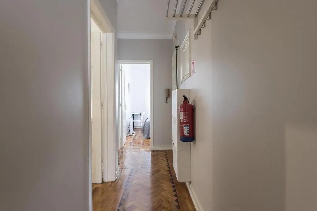 Apartamento Junto A Fonte Luminosa Lisboa